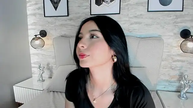 Snapshot of kanna_02 chatting on 27, 11, 2025 kanna 02 online show from 27, 11, 2025