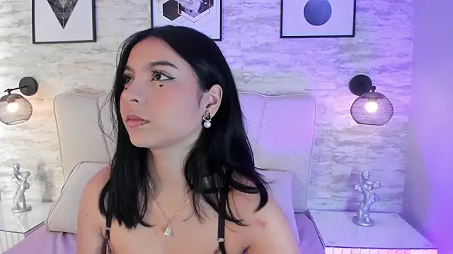 Snapshot of kanna_02 chatting on 10, 10, 2025 kanna 02 online show from 10, 10, 2025