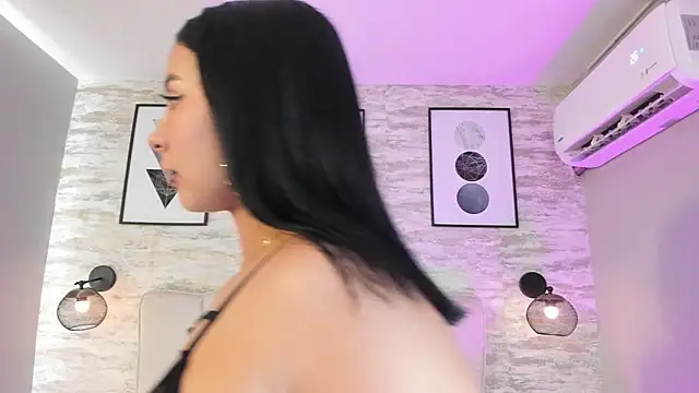 Snapshot of kanna_02 chatting on 18, 9, 2025 kanna 02 online show from 18, 9, 2025