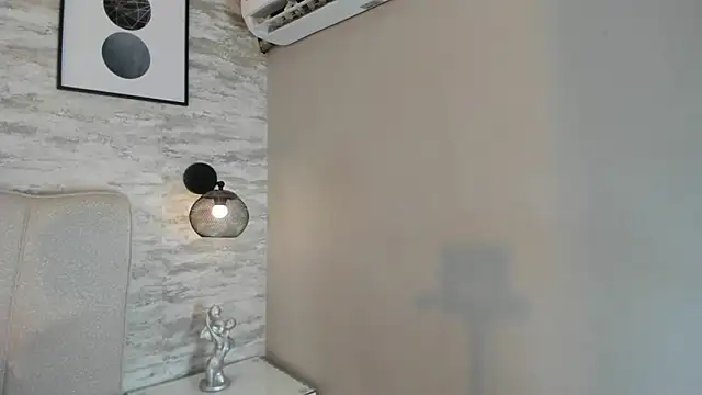 Snapshot of kanna_02 chatting on 14, 11, 2025 kanna 02 online show from 14, 11, 2025