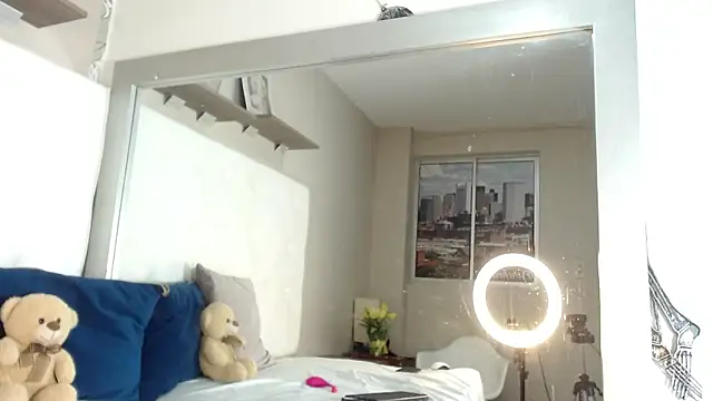 willow smitt online show from 11, 11, 2025