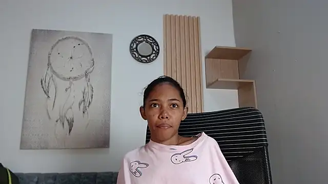 willow smitt online show from 6, 3, 2026