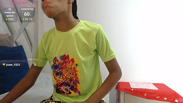 Snapshot of willow_smitt chatting on 8, 2, 2026 willow smitt online show from 8, 2, 2026