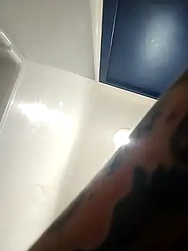 Seet Hanna online show from 15, 11, 2025