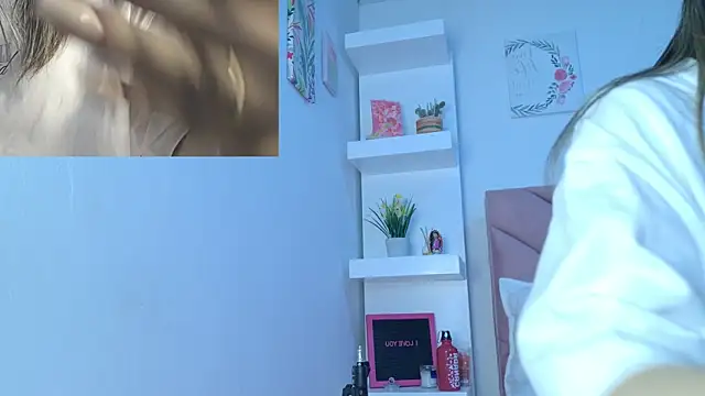 Snapshot of eva_sin18 chatting on 10, 9, 2025 eva sin18 online show from 10, 9, 2025