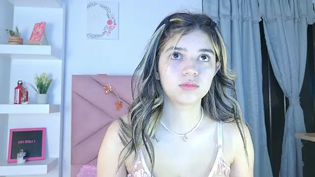 Snapshot of eva_sin18 chatting on 20, 9, 2025 eva sin18 online show from 20, 9, 2025