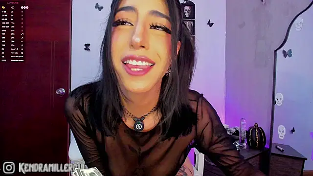 Kendramillerr 1 online show from 8, 11, 2025