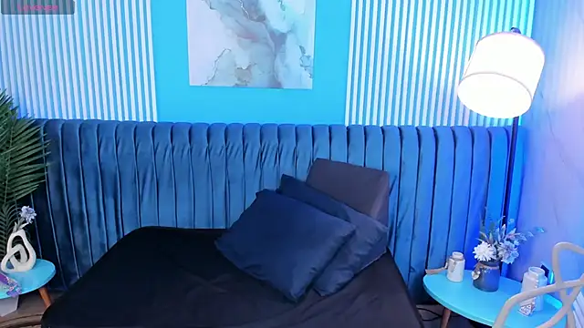 roxy hell online show from 20, 9, 2025