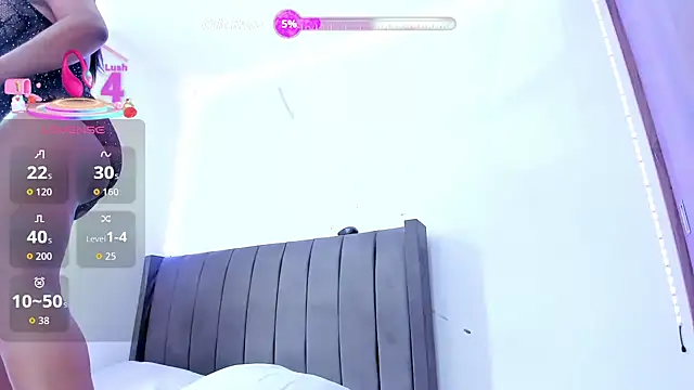 NAOMMII  online show from 5, 10, 2025