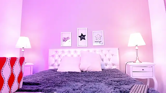 NAOMMII  online show from 19, 3, 2025