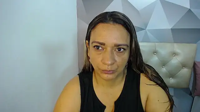 Milf-Prettyboobs online show from 4, 12, 2025