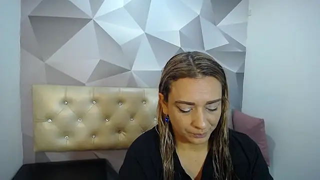 Milf-Prettyboobs online show from 14, 12, 2025