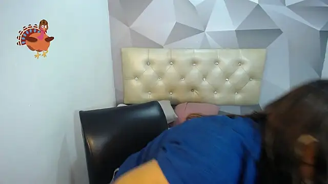 Milf-Prettyboobs online show from 28, 11, 2025