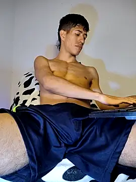 dareck 18 online show from 22, 3, 2026