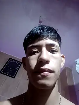 Snapshot of dareck_18 chatting on 23, 2, 2026 dareck 18 online show from 23, 2, 2026