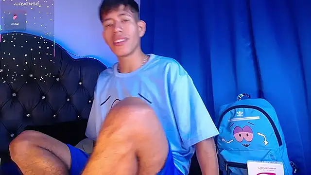 Snapshot of dareck_18 chatting on 21, 10, 2025 dareck 18 online show from 21, 10, 2025