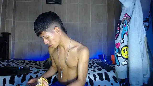 Snapshot of dareck_18 chatting on 26, 2, 2026 dareck 18 online show from 26, 2, 2026