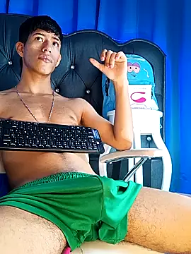 Snapshot of dareck_18 chatting on 23, 9, 2025 dareck 18 online show from 23, 9, 2025