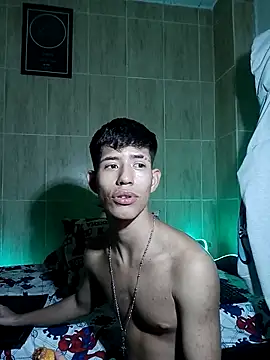 Snapshot of dareck_18 chatting on 24, 2, 2026 dareck 18 online show from 24, 2, 2026