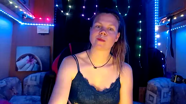 CallMeMaria online show from 21, 3, 2025