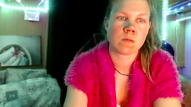 CallMeMaria online show from 9, 2, 2025