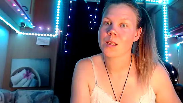 CallMeMaria online show from 15, 2, 2025