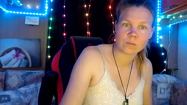 CallMeMaria online show from 13, 2, 2025