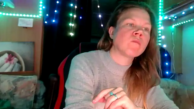 CallMeMaria online show from 8, 2, 2025