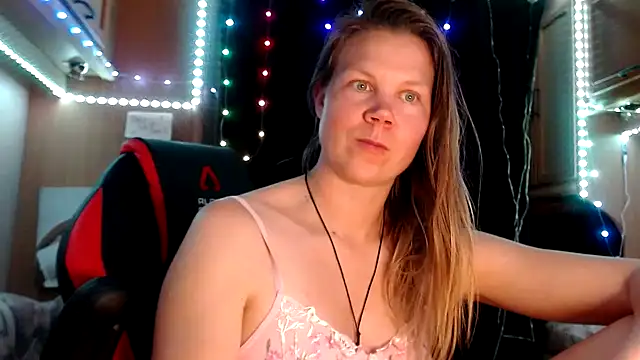 CallMeMaria online show from 15, 2, 2025