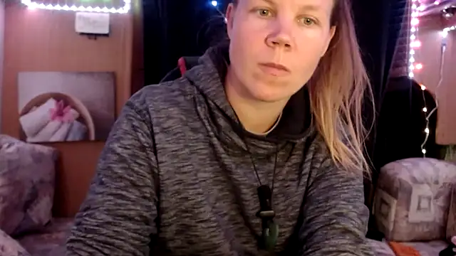 CallMeMaria online show from 14, 3, 2025