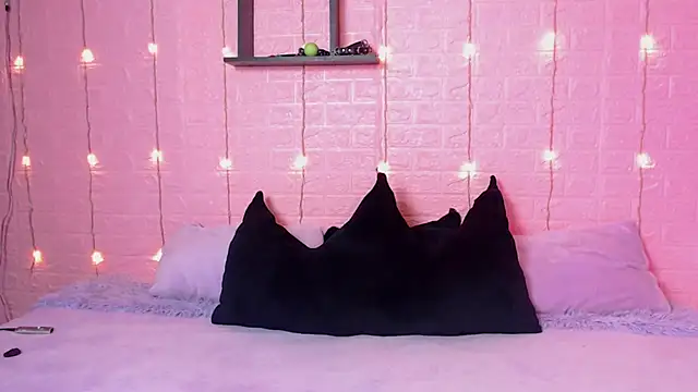 Snapshot of wet_valery chatting on 25, 2, 2026 wet valery online show from 25, 2, 2026