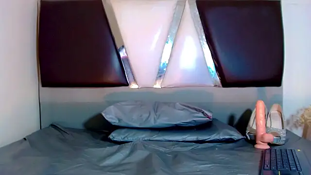 alexsandra kiss online show from 9, 11, 2025