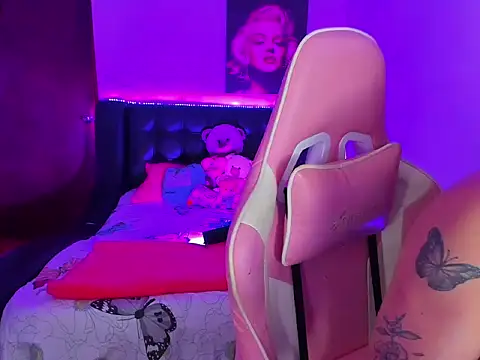 Snapshot of Aleja_monnroe chatting on 17, 1, 2026 Aleja monnroe online show from 17, 1, 2026