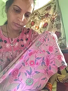 Hotty-Nidhi online show from 5, 11, 2025