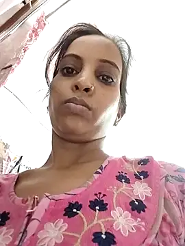 Snapshot of Hotty-Nidhi chatting on 27, 6, 2026 Hotty-Nidhi online show from 27, 6, 2026