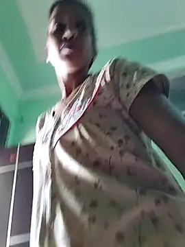 Snapshot of Hotty-Nidhi chatting on 22, 2, 2026 Hotty-Nidhi online show from 22, 2, 2026