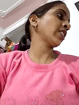 Snapshot of Hotty-Nidhi chatting on 6, 2, 2026 Hotty-Nidhi online show from 6, 2, 2026