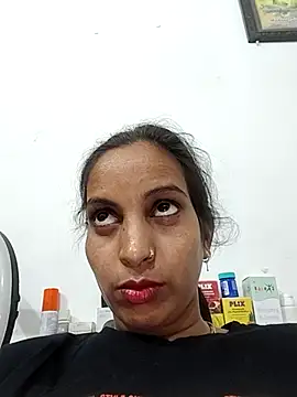 Hotty-Nidhi online show from 5, 4, 2026