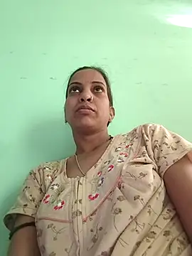 Snapshot of Hotty-Nidhi chatting on 16, 2, 2026 Hotty-Nidhi online show from 16, 2, 2026