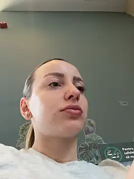AlexisWhit online show from 10, 3, 2026