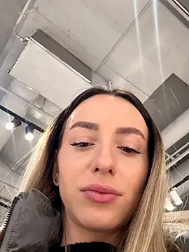 AlexisWhit online show from 23, 11, 2025