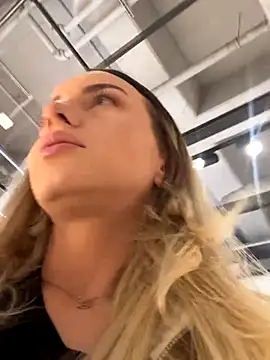 AlexisWhit online show from 26, 10, 2025