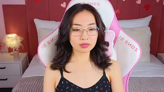 JaliaBennet online show from 15, 3, 2025