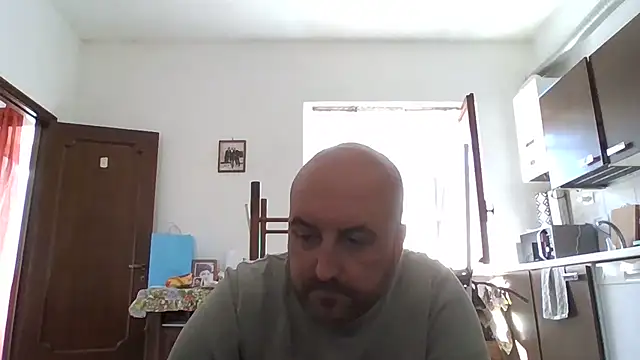 maxxxio12 online show from 25, 4, 2026