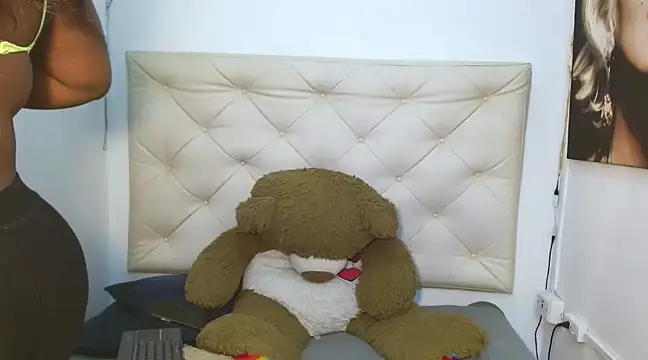 Zoe ebony74 online show from 19, 3, 2025