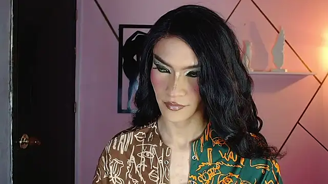 agatha rodriguez online show from 18, 10, 2025