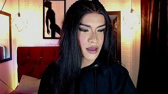 agatha rodriguez online show from 19, 11, 2025