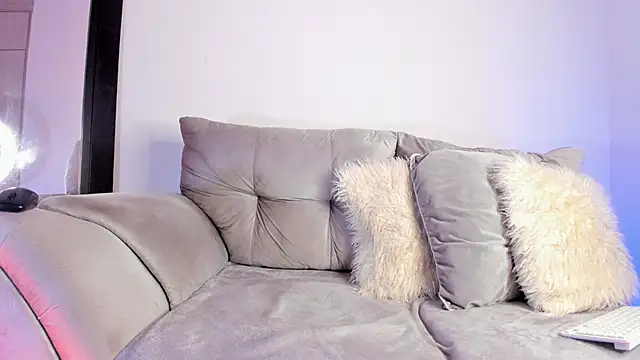 AshtonnSummer online show from 26, 9, 2025