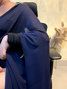 Snapshot of yours_chahat chatting on 24, 10, 2025 yours chahat online show from 24, 10, 2025