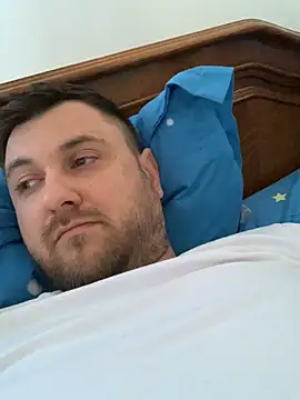 hugedickedd online show from 26, 3, 2026